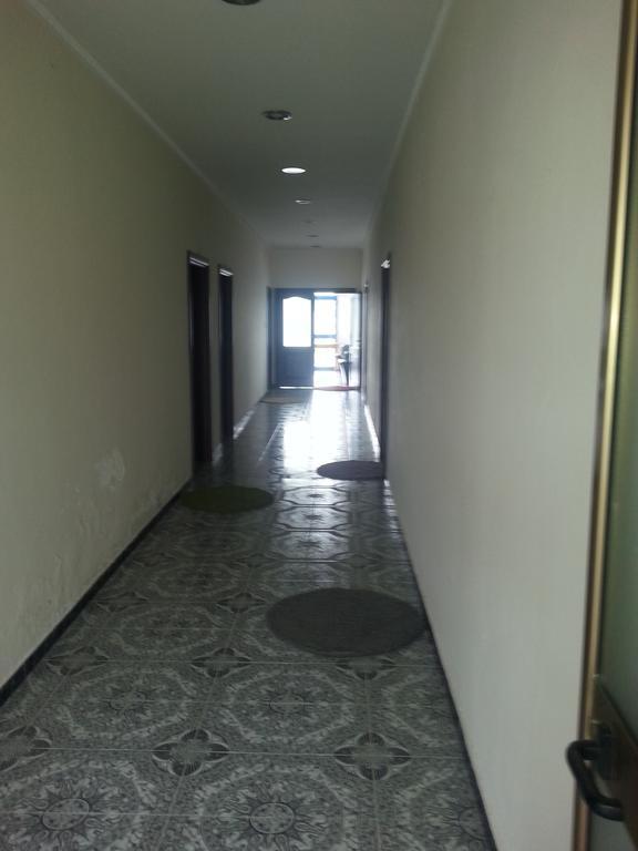 Hotel Ambasador Bahçallëk Extérieur photo