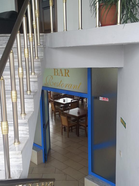 Hotel Ambasador Bahçallëk Extérieur photo