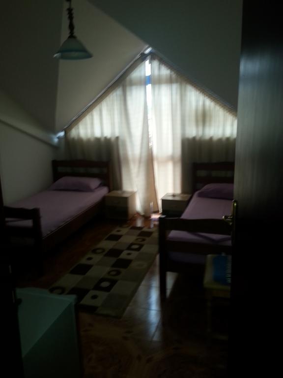 Hotel Ambasador Bahçallëk Extérieur photo